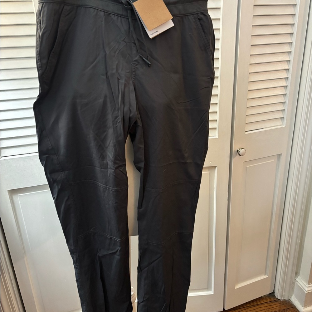 Northface women’s grey Aphrodite pen